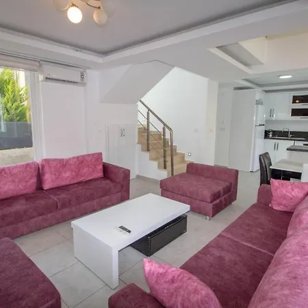 فيلة Cihan Villa *