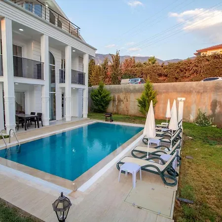 וילה Cihan Villa